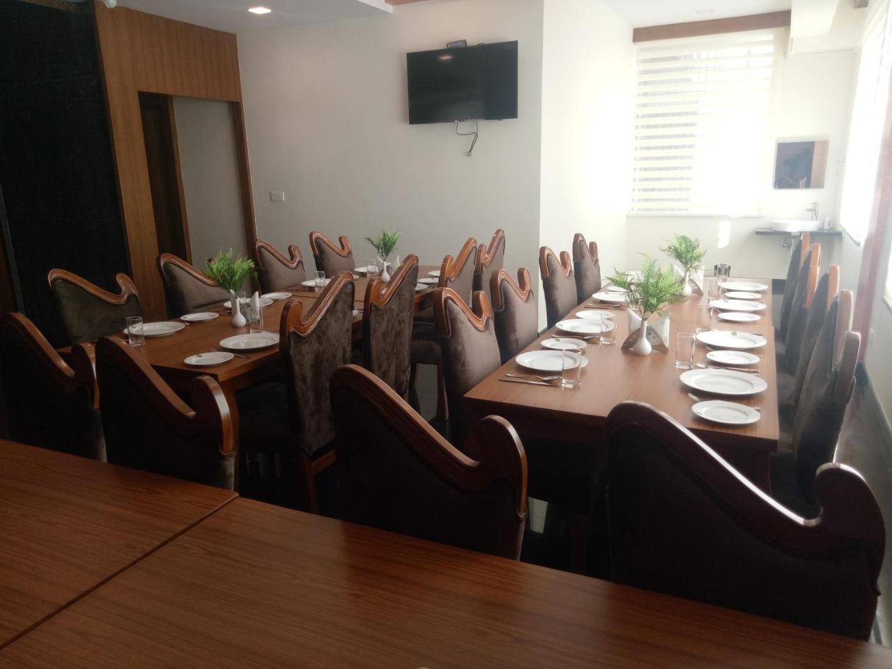 Npg Hotel Yelahanka エクステリア 写真