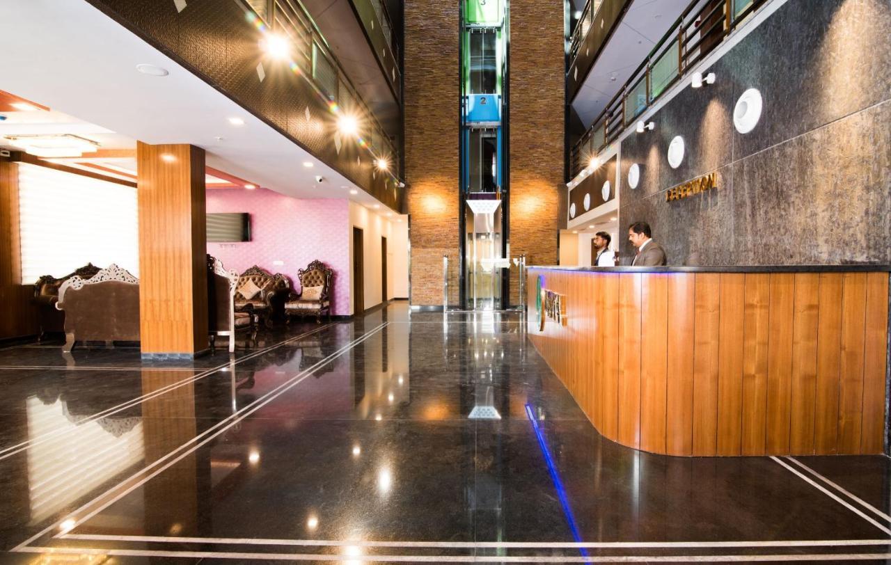 Npg Hotel Yelahanka エクステリア 写真