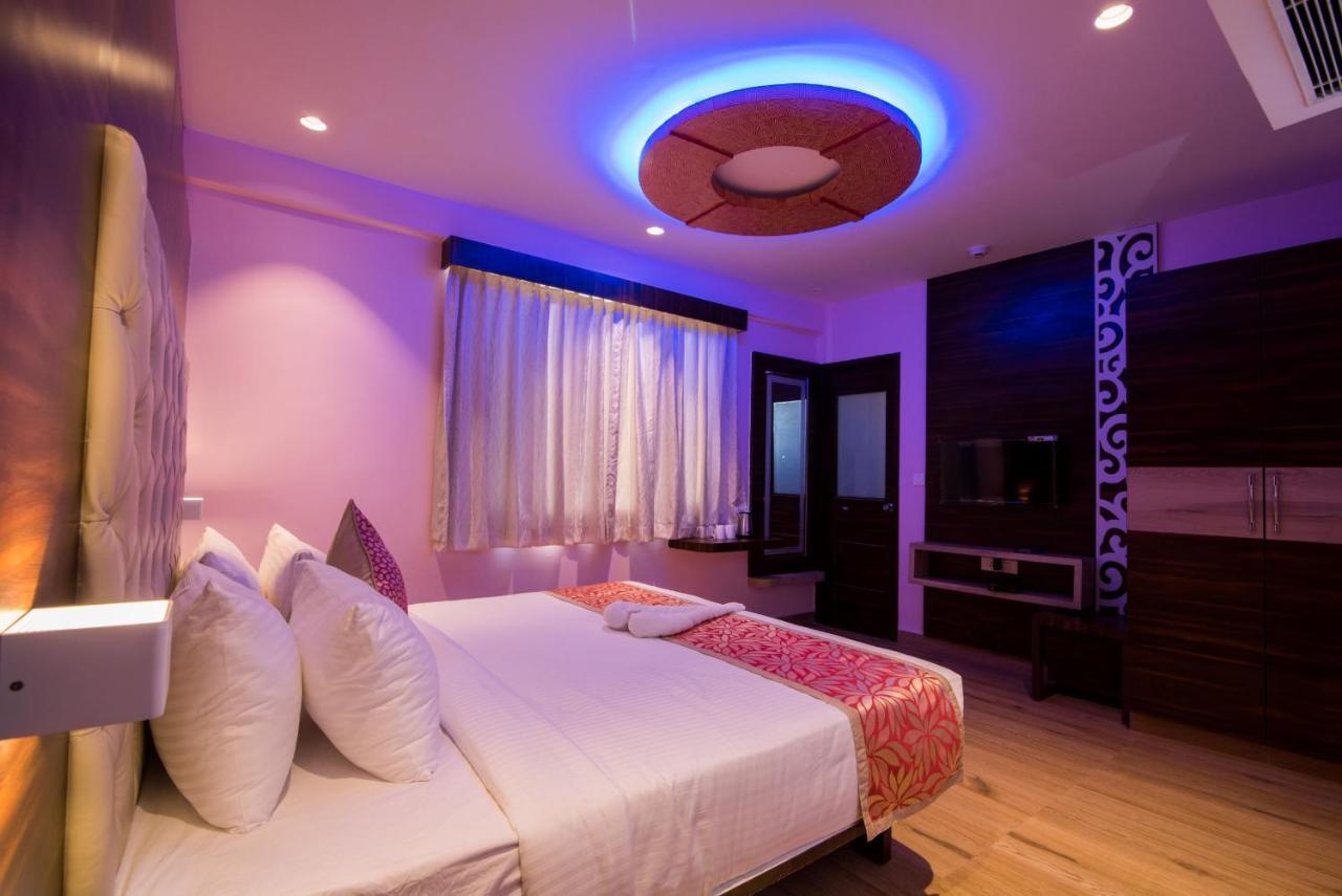 Npg Hotel Yelahanka エクステリア 写真