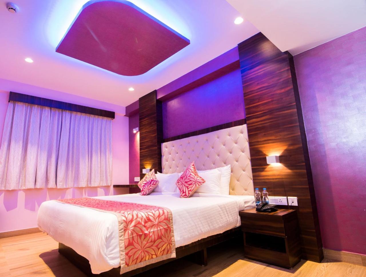 Npg Hotel Yelahanka エクステリア 写真